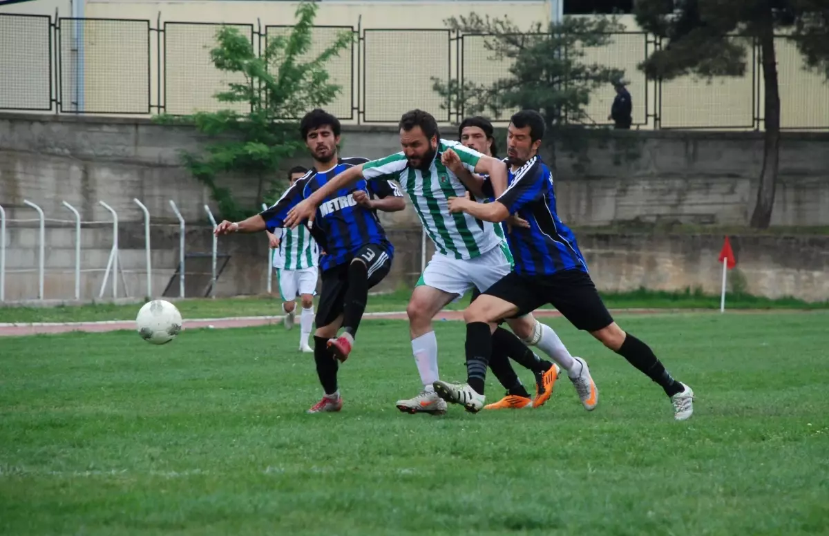 Yeni Hendekspor : 0 - Sapanca Gençlikspor: 1