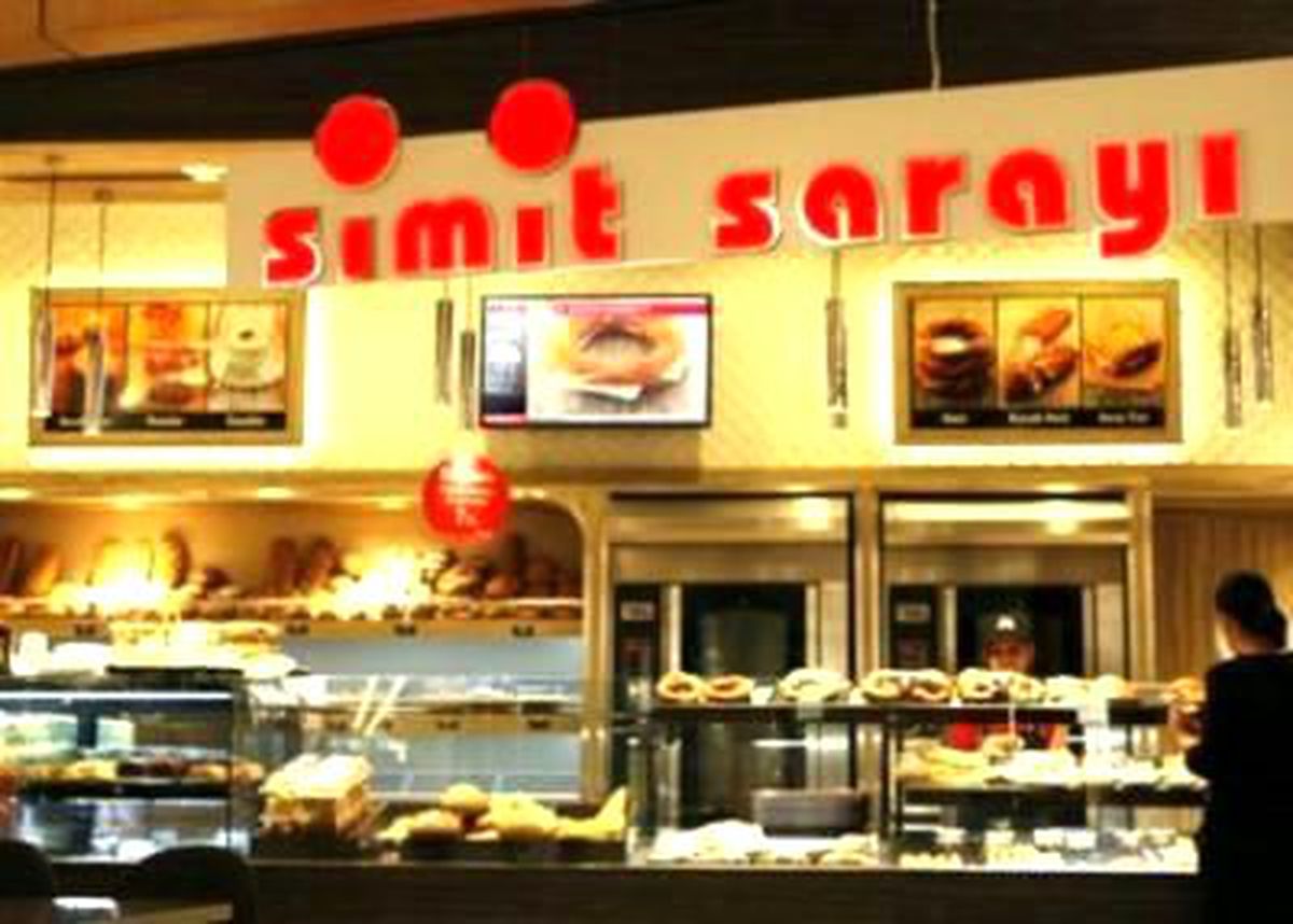 100 Milyon Liralık Simit Sattı Gözü Avrupa'da