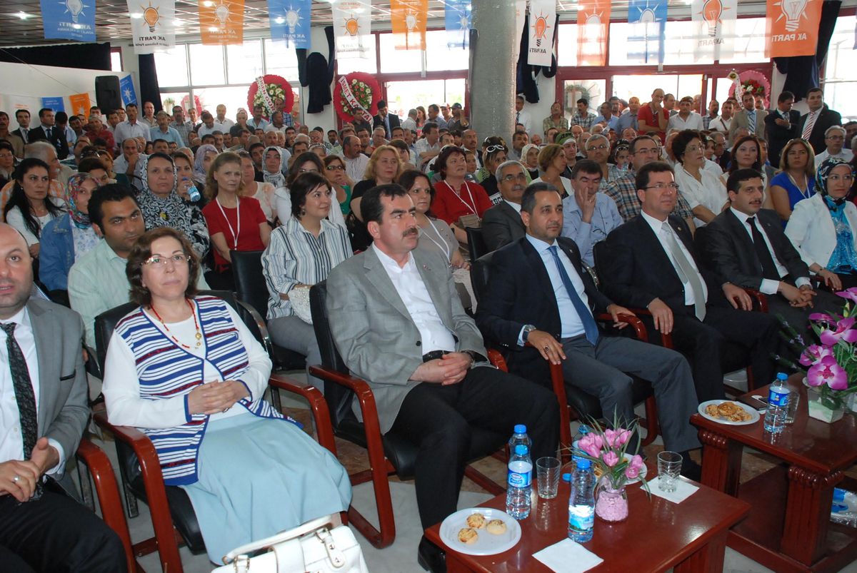 AK Parti Didim İlçe Teşkilatı Seçimleri İptal