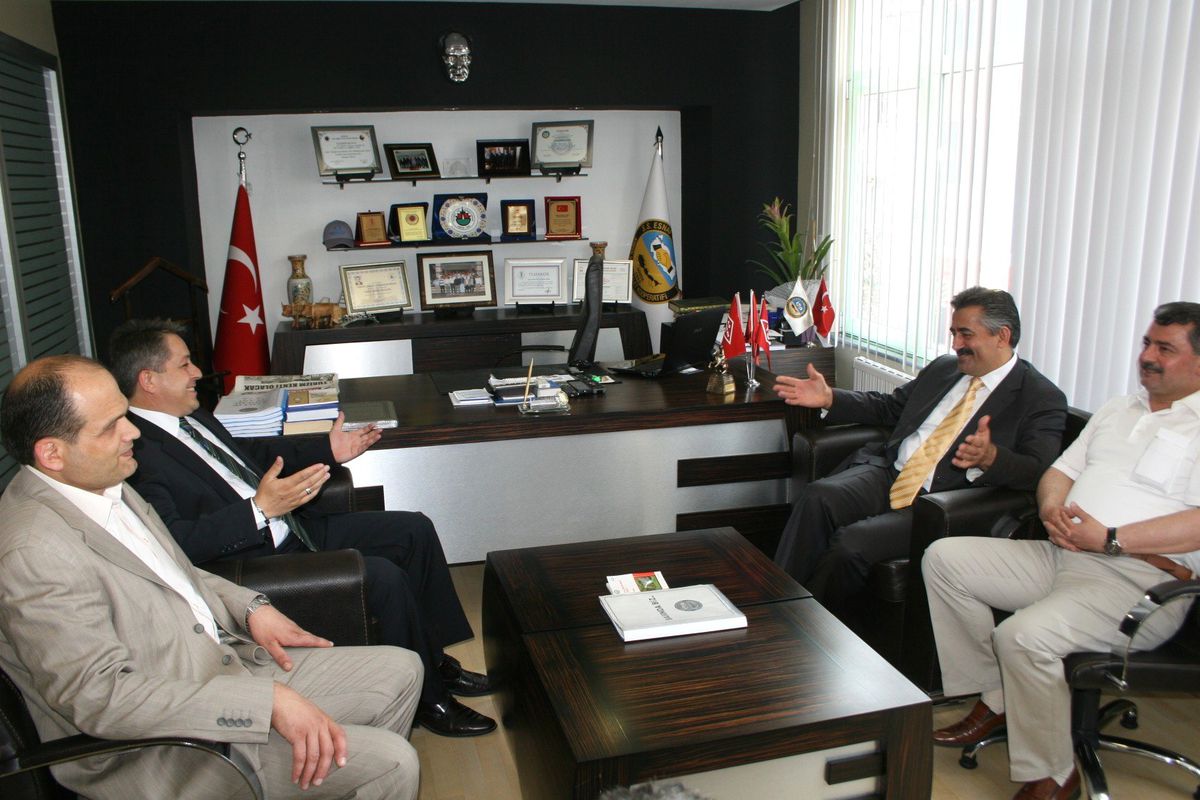 AK Parti İl Başkan Adayı Kaşıkoğlu Stk'ları Ziyaret Etti