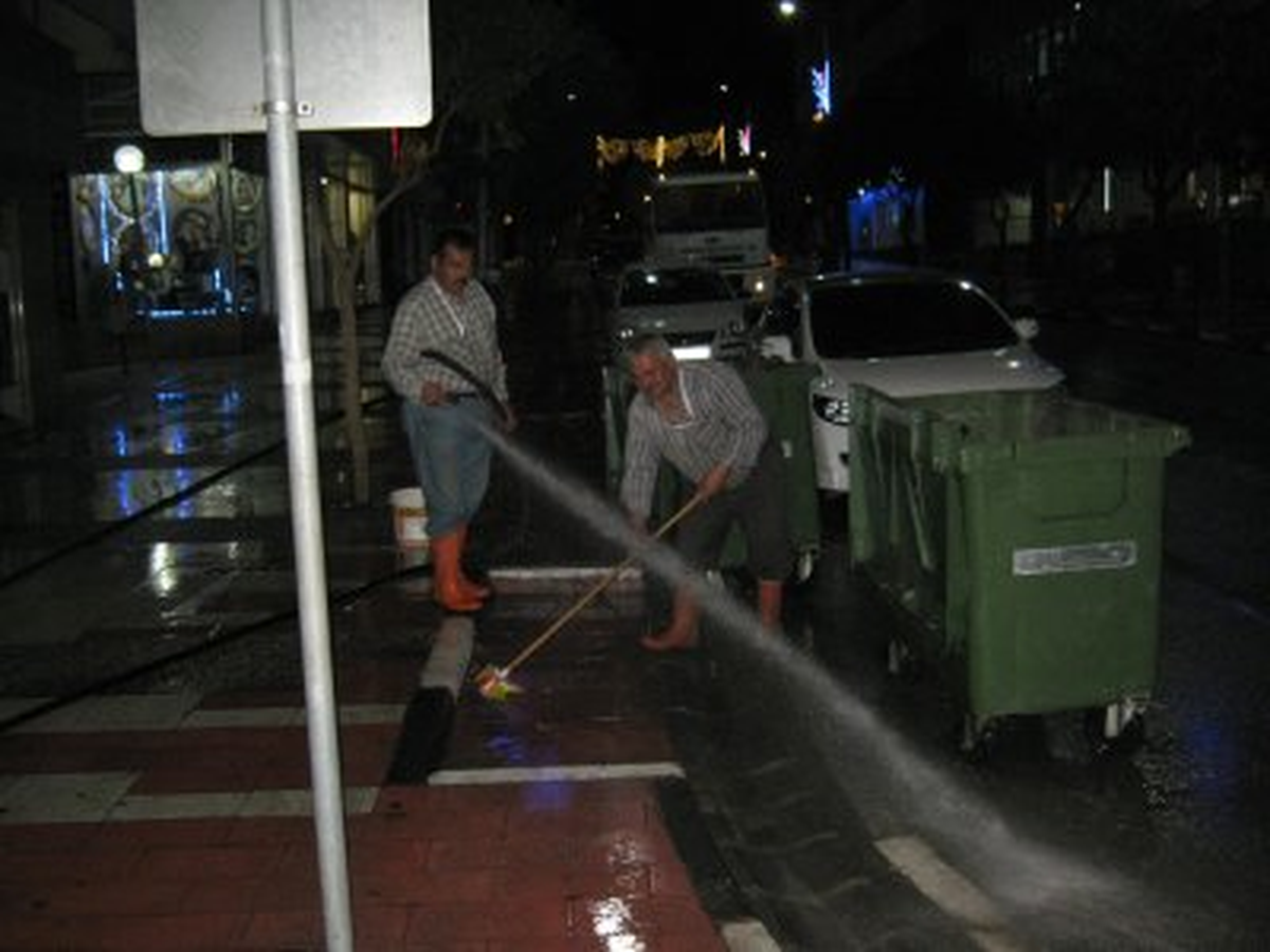 Cadde ve Sokaklarda Temizlik Başladı