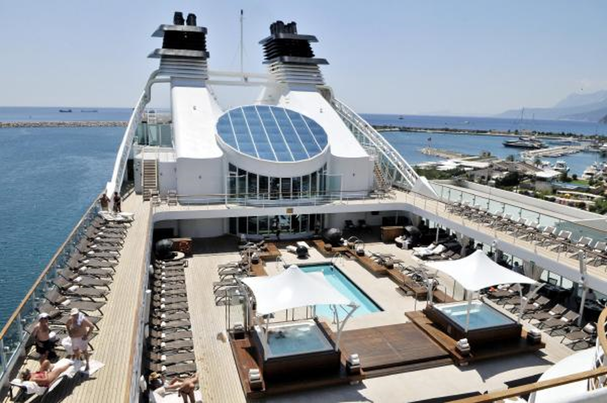 Denizde 6 Yıldızlı Tatil