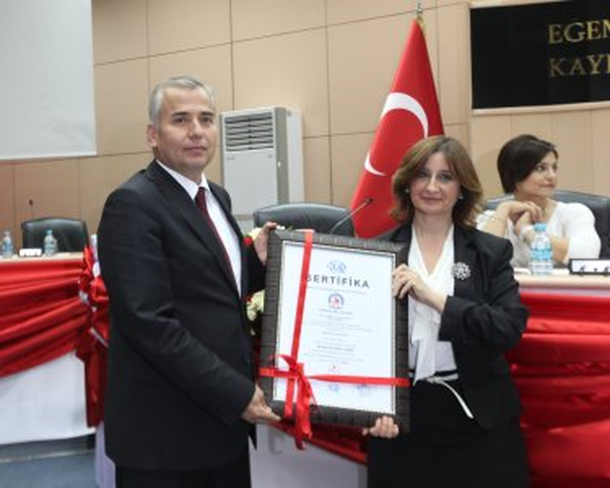 Denizli Belediyesi\'ne Kalite Belgesi
