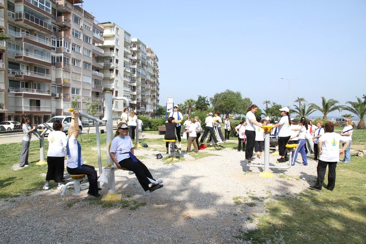 Eğitmen Eşliğinde Sabah Sporu