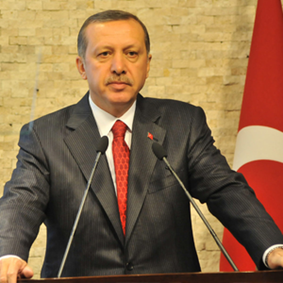 Erdoğan'dan Başkanlık Sistemi Cevabı