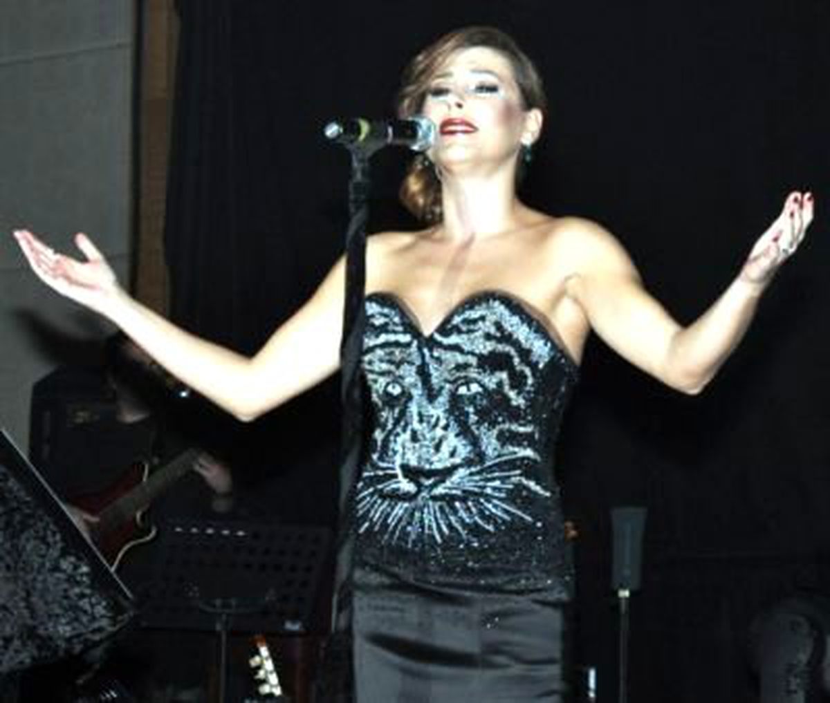 İlk Konser Kıbrıs\'ta