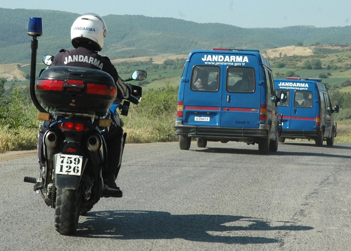Jandarmadan Tuğla Fabrikalarına Baskın