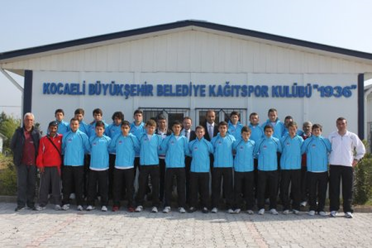 Kağıtsporlu Gençler Finale Kaldı