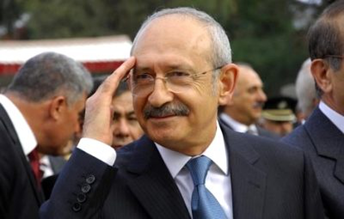 Kılıçdaroğlu, 'Delikanlım İyi Bak Yıldızlara' Belgeselini İzledi