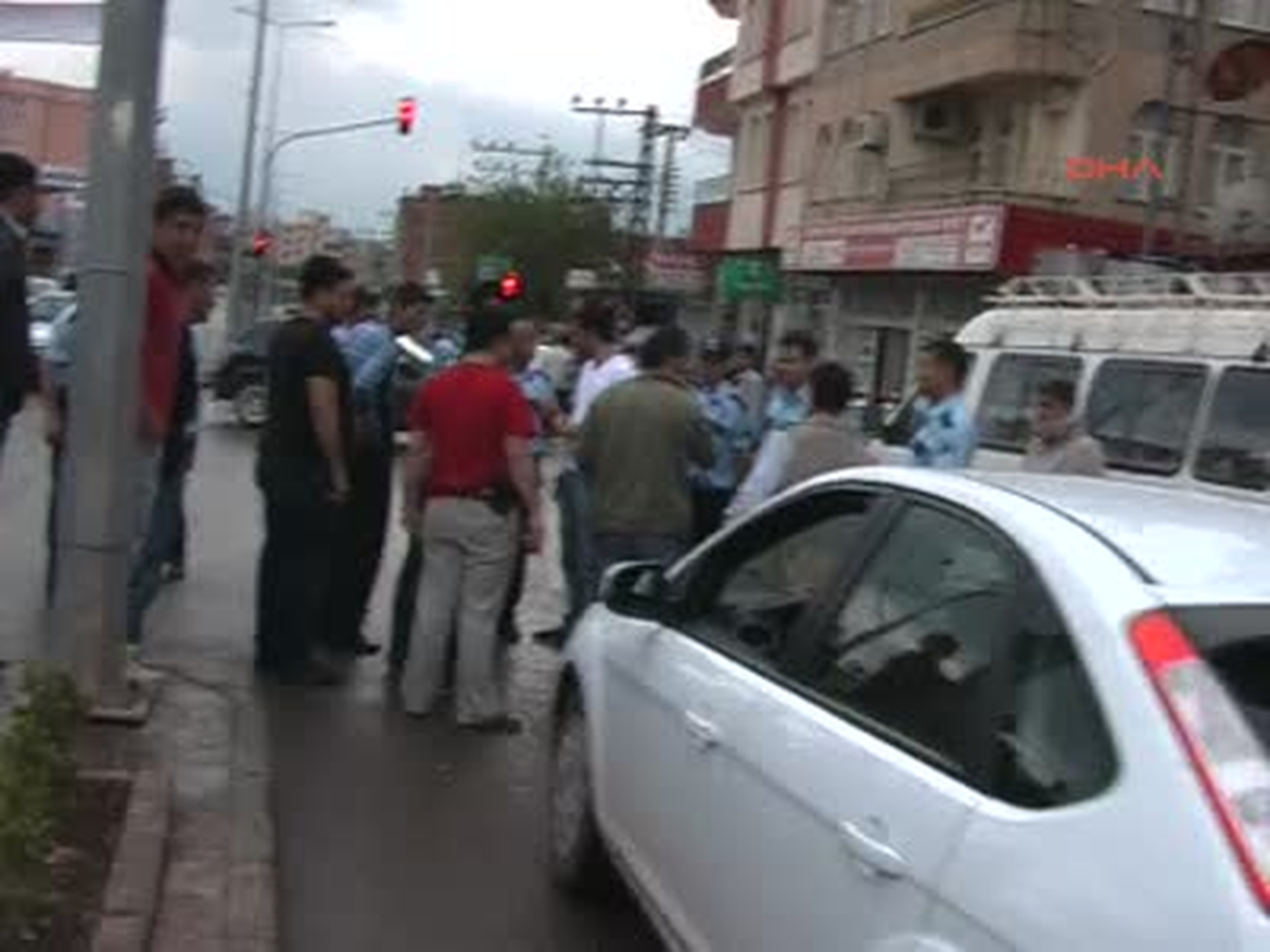 Korna Çalan Sürücüye Ateş Etti