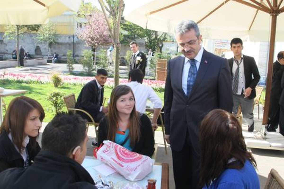 Köşker\'den Gençlere Üniversite Nasihati