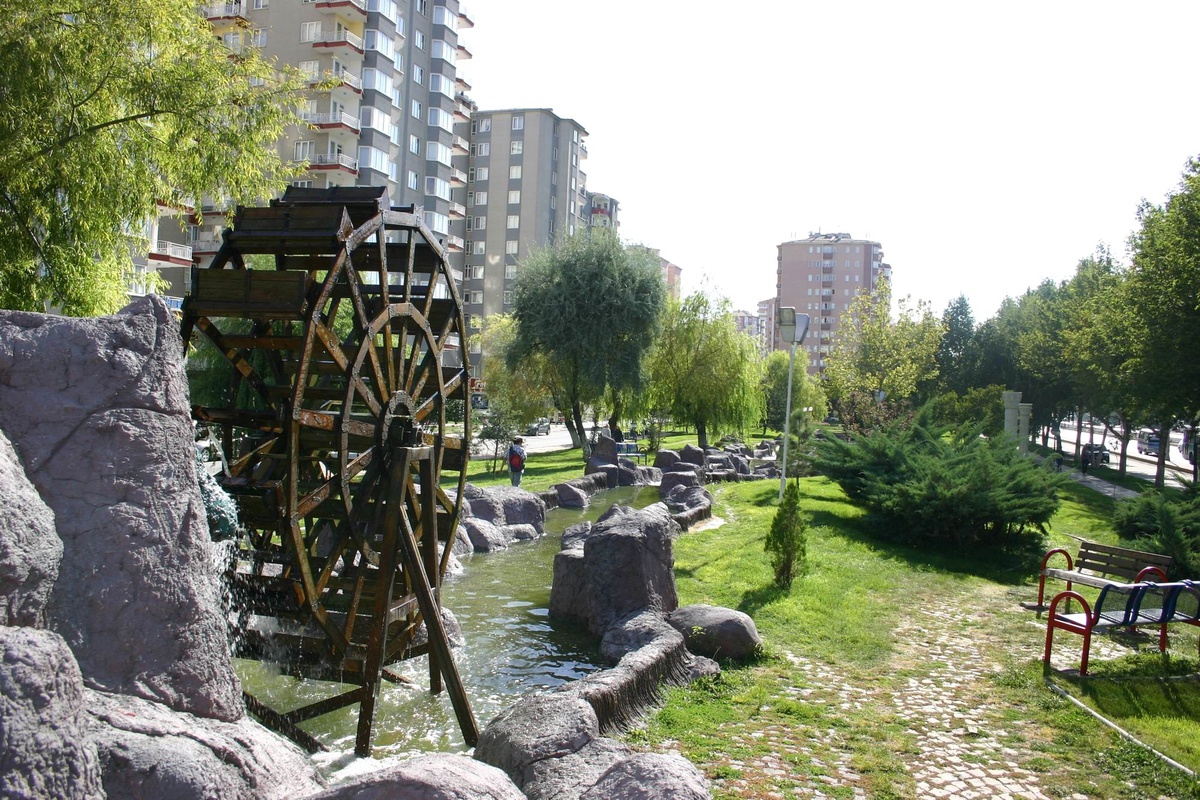 Melikgazi\'de Park ve Bahçe İhalesi