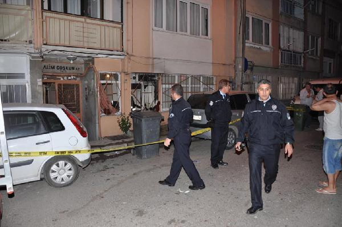 Patlayan Benzin Şişesi Yangın Çıkardı