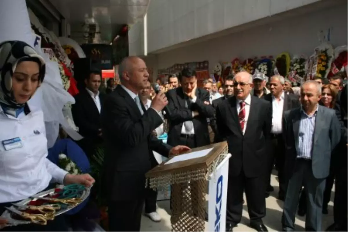 Piranlar Bekodan Dev Açılış