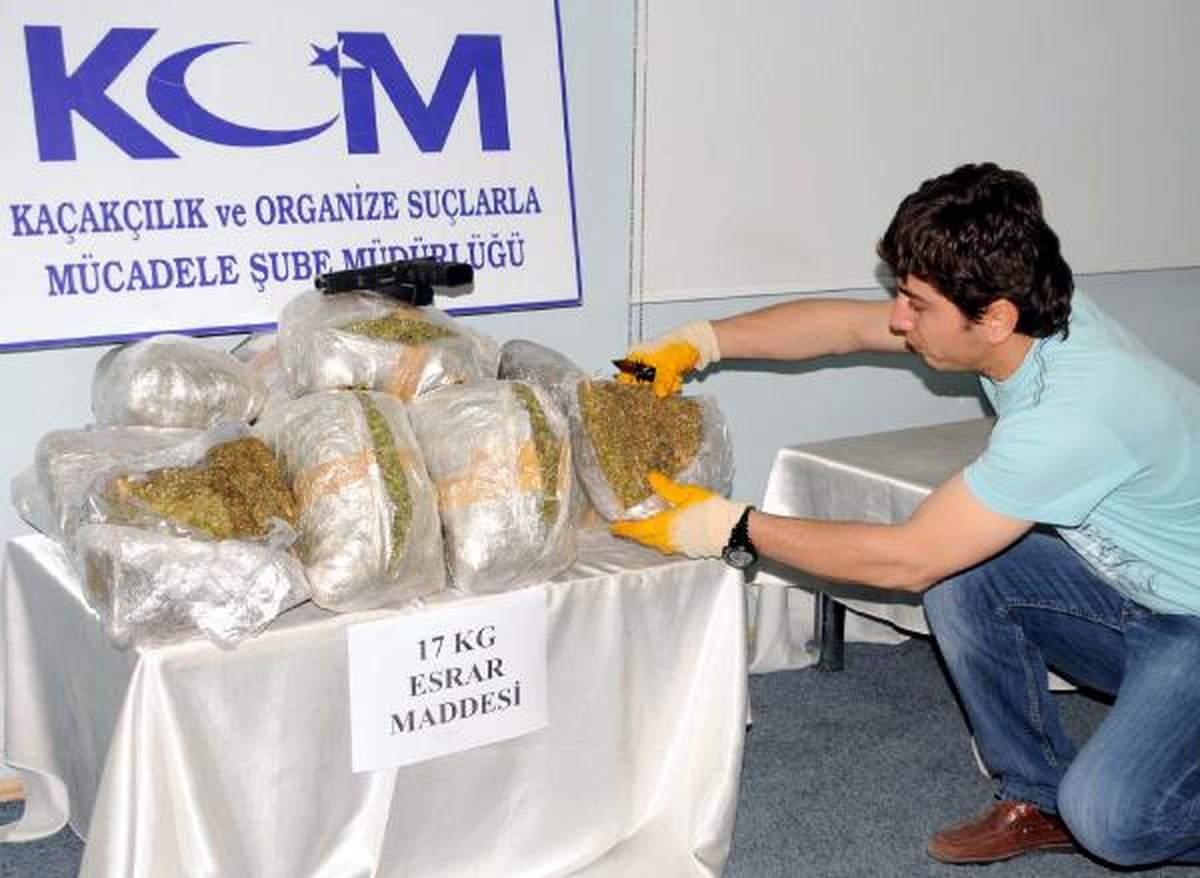 Şanlıurfa\'da 17 Kilo Esrar Ele Geçirildi