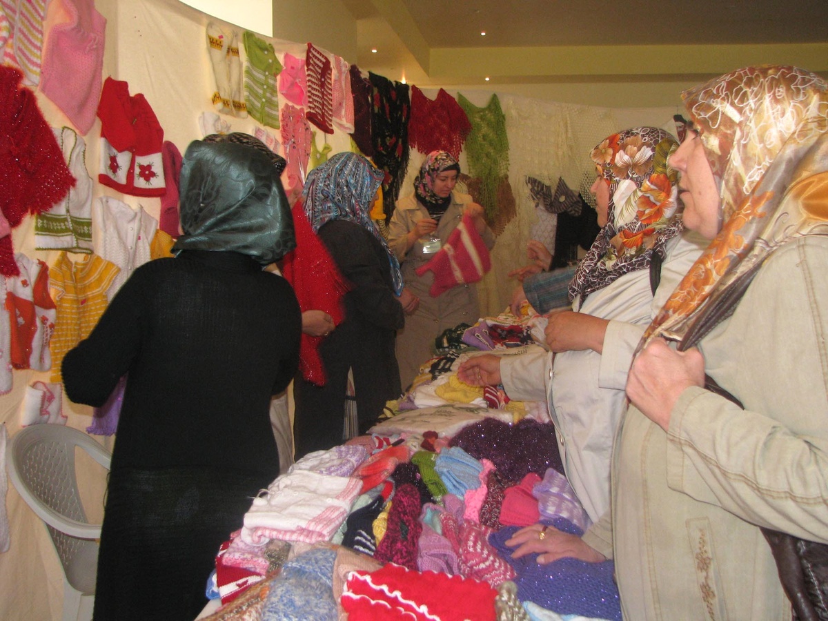 Sorgun'da Fakir Öğrenciler Yararına Kermes Düzenlendi
