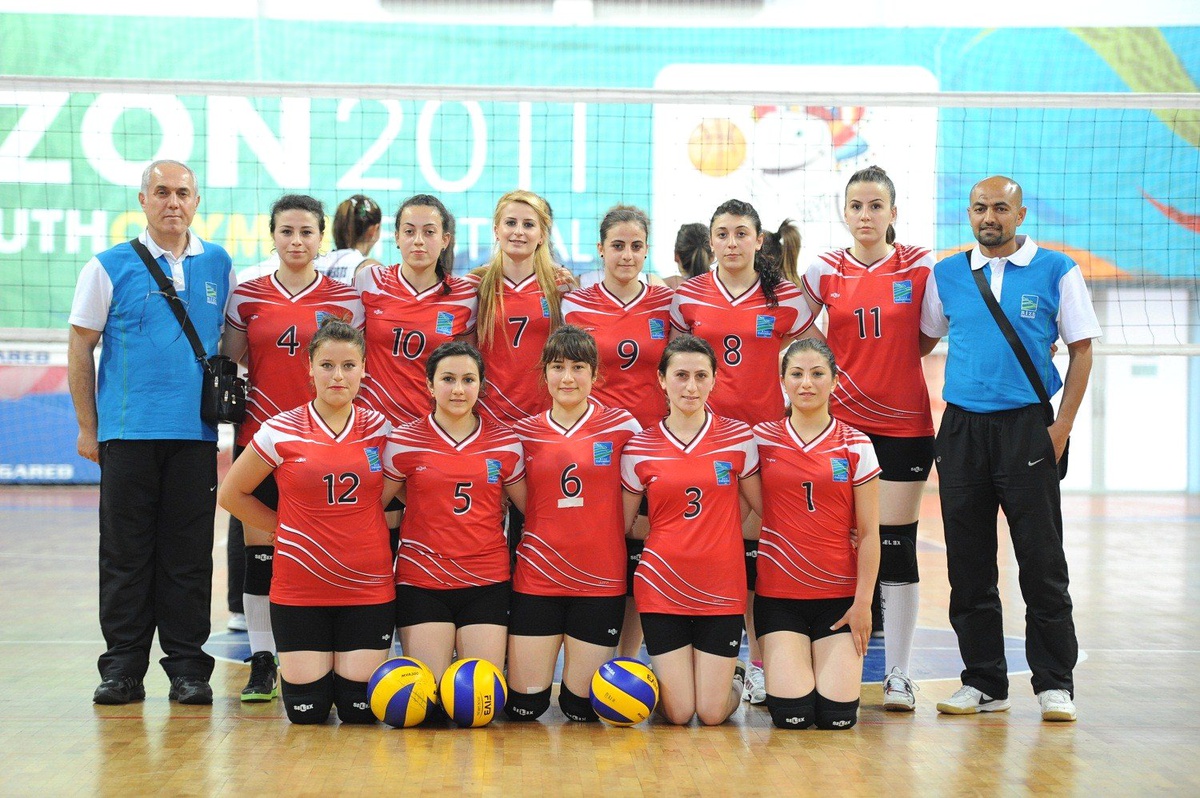 Üniversiteler Arası Voleybol 1. Lig Yükselme Müsabakaları Trabzon'da Başladı