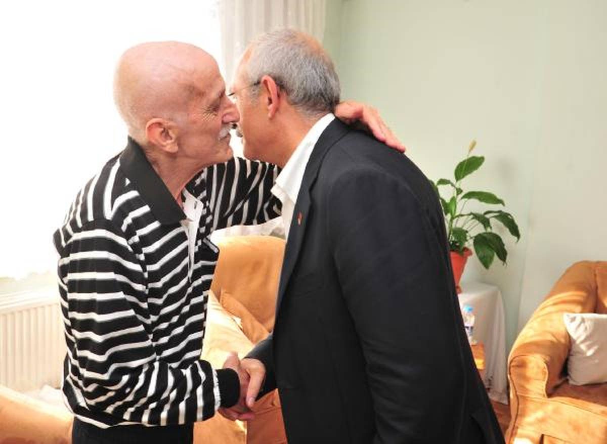 Yeniden - Kılıçdaroğlu'ndan Hasta Ziyareti