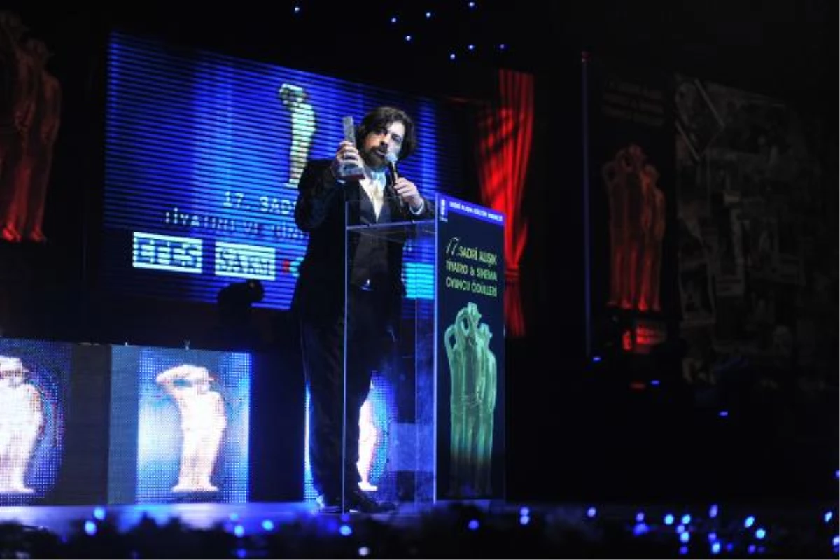 17\'inci Sadri Alışık Ödülleri Verildi