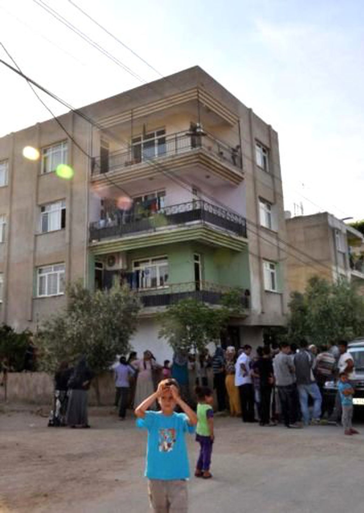 4'Üncü Kat Balkonundan Düşen Minik Mahir Ölümden Döndü