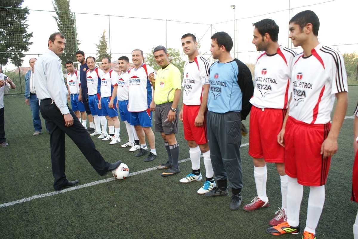 Belediye Halı Saha Futbol Turnuvası Başladı