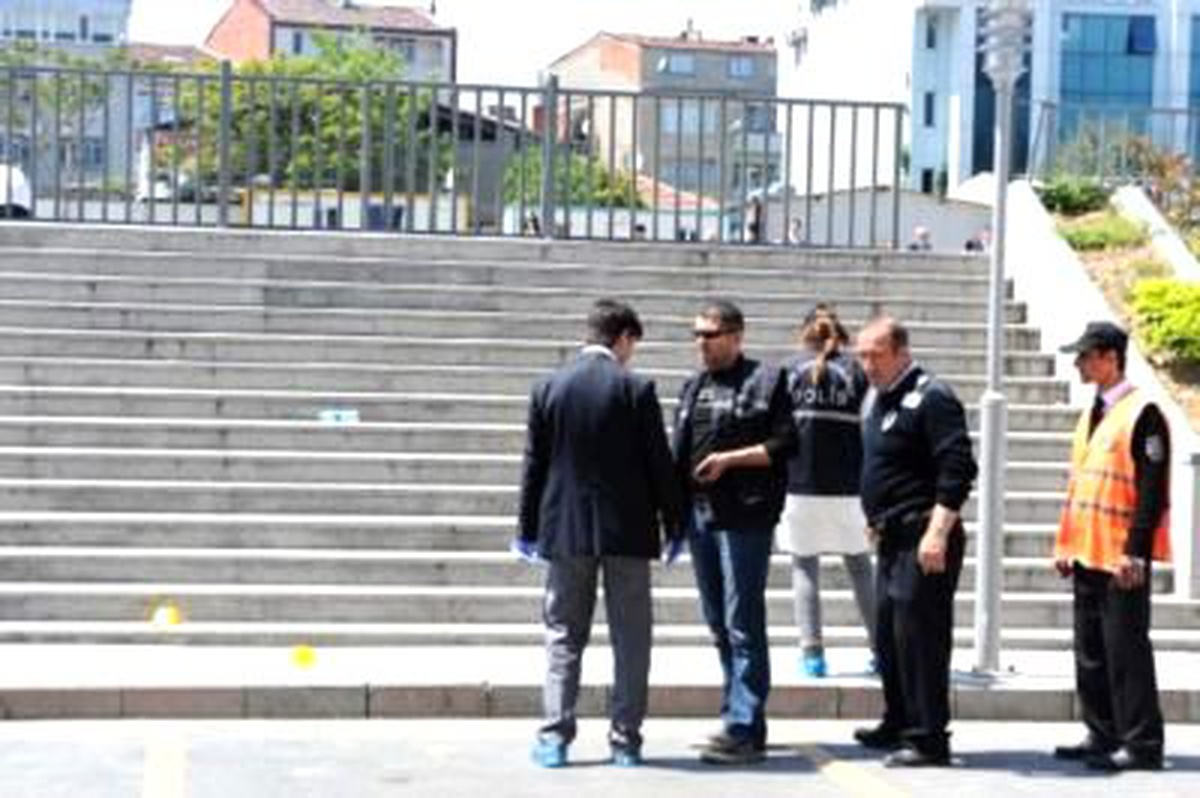 Çağlayan Adliyesi Önünde Silahlı Çatışma: 3 Yaralı
