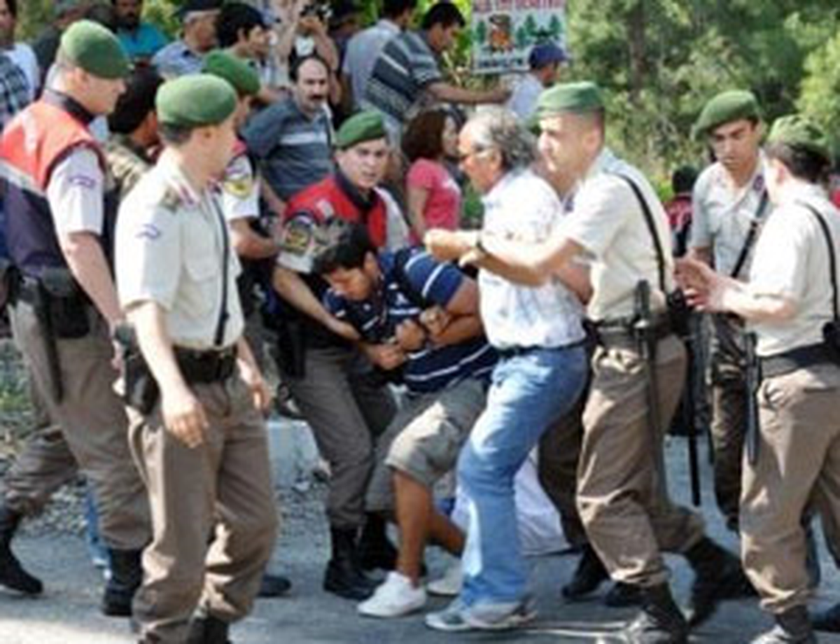 Çıralı\'da Yıkım Gerginliği (2)