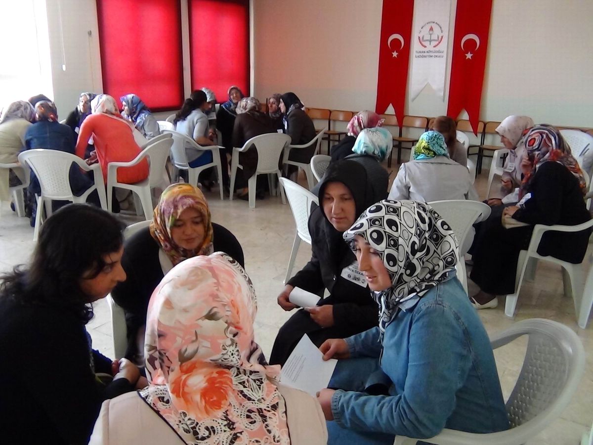 Develili Aileler Aile Sertifikası Alacak