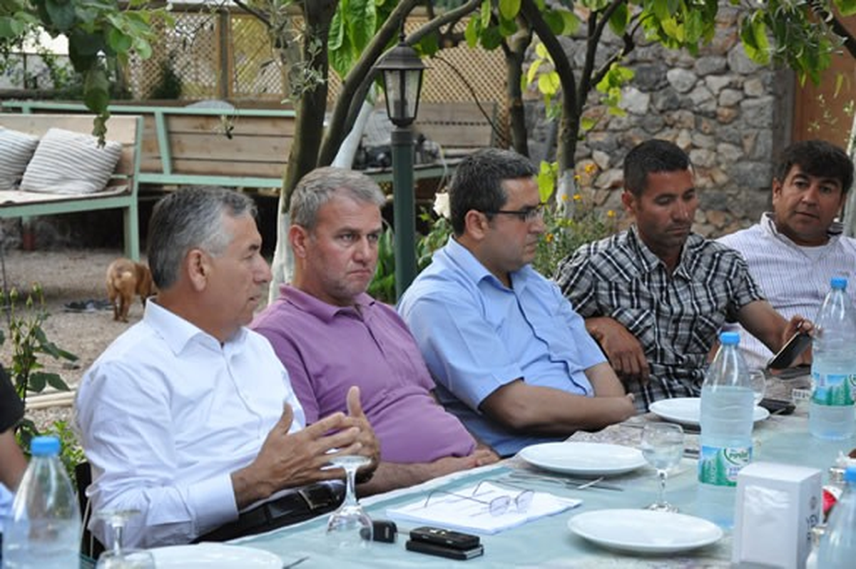Fetso'dan Paraşütçülerle Bir Araya Geldi