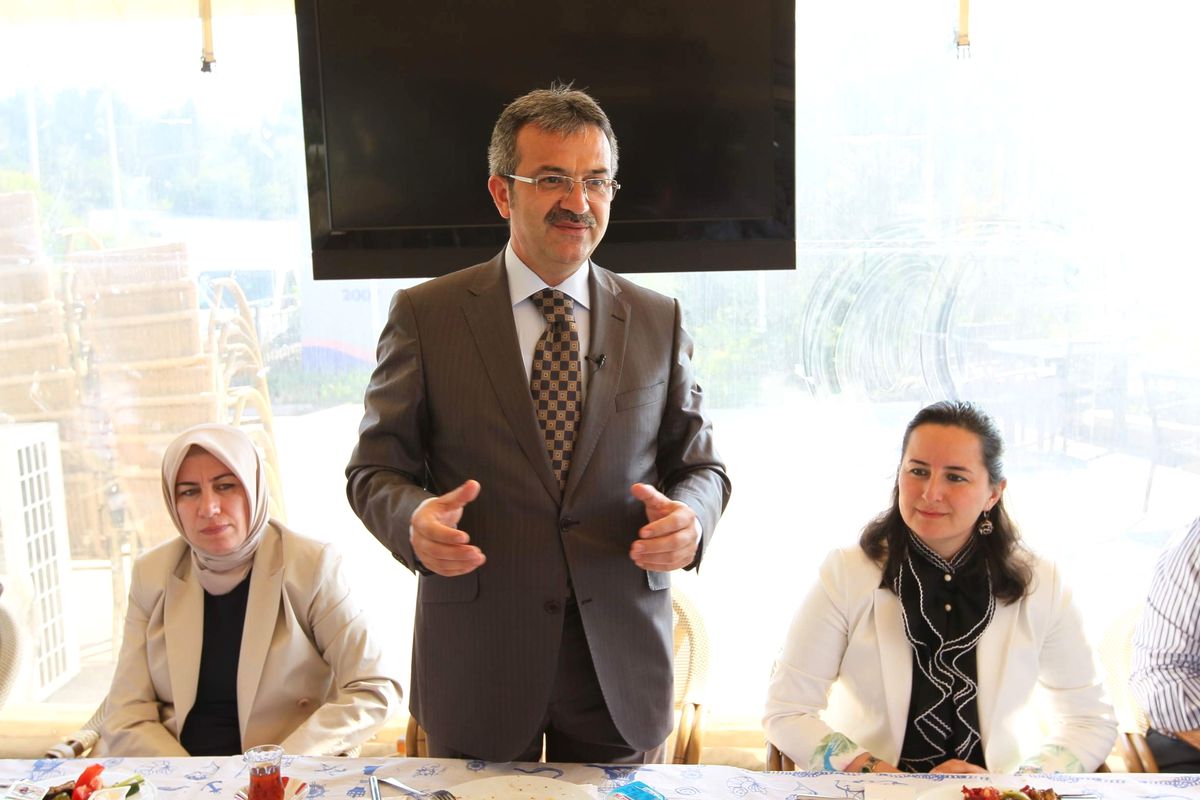 Gesmek Çalışanları Kahvaltıda Buluştu