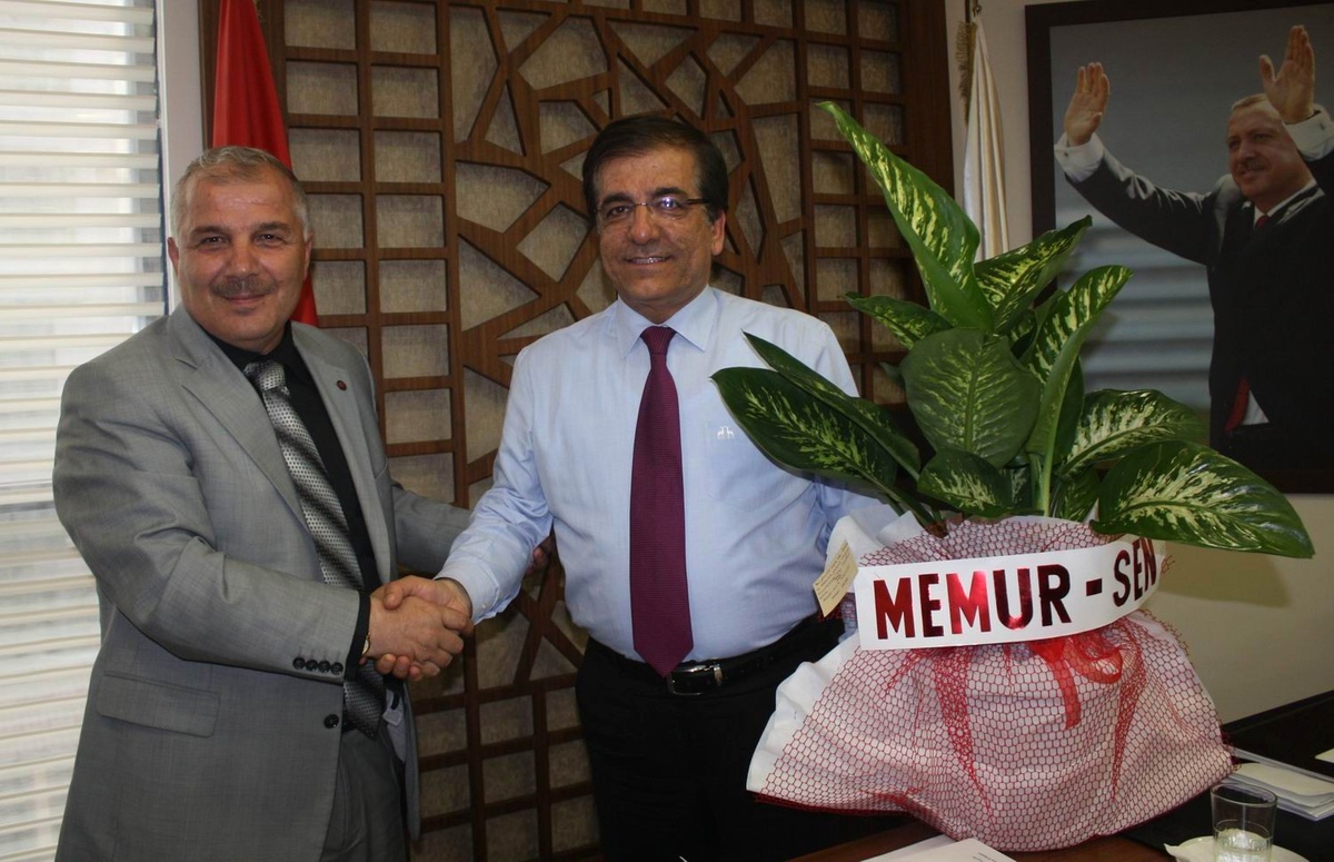 Kamu Çalışanları 21 Mayıs\'ta Müjdeli Haber Bekliyor
