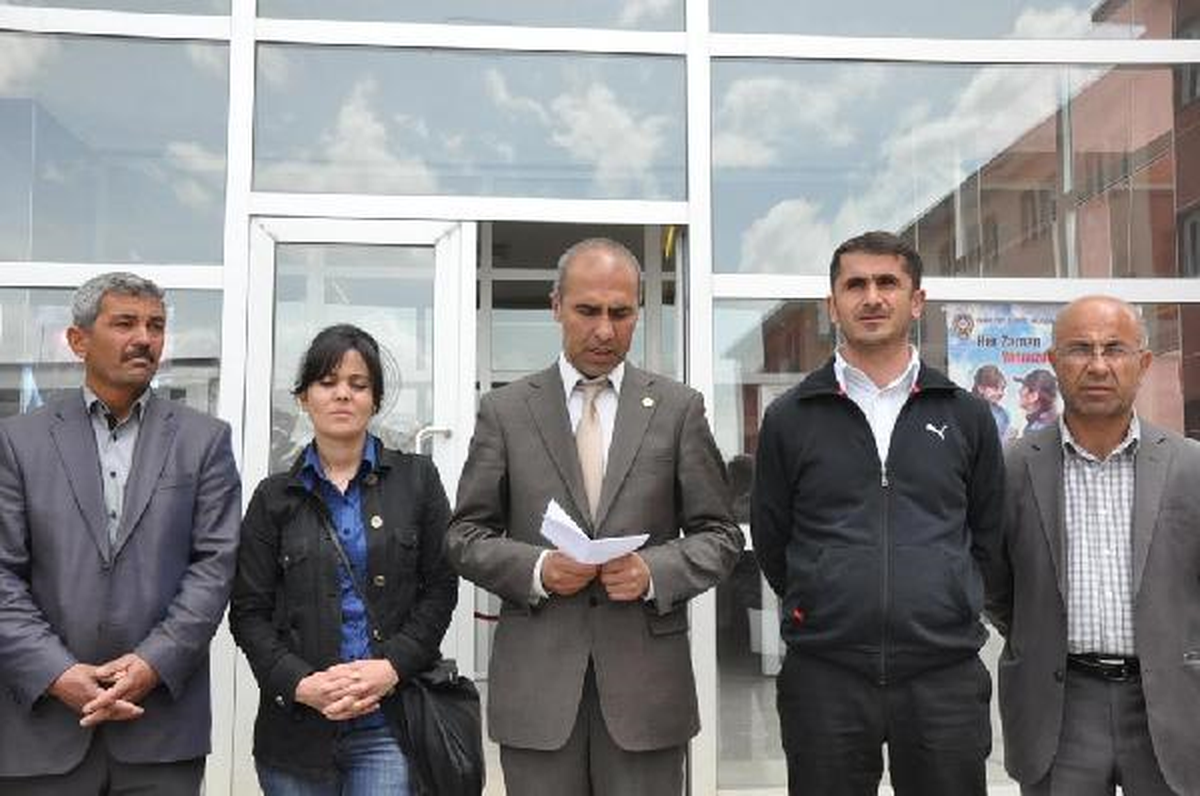 Kan Davası Kurbanı Öğretmenin Cinayet Sanıkları Yeniden Yargılanıyor