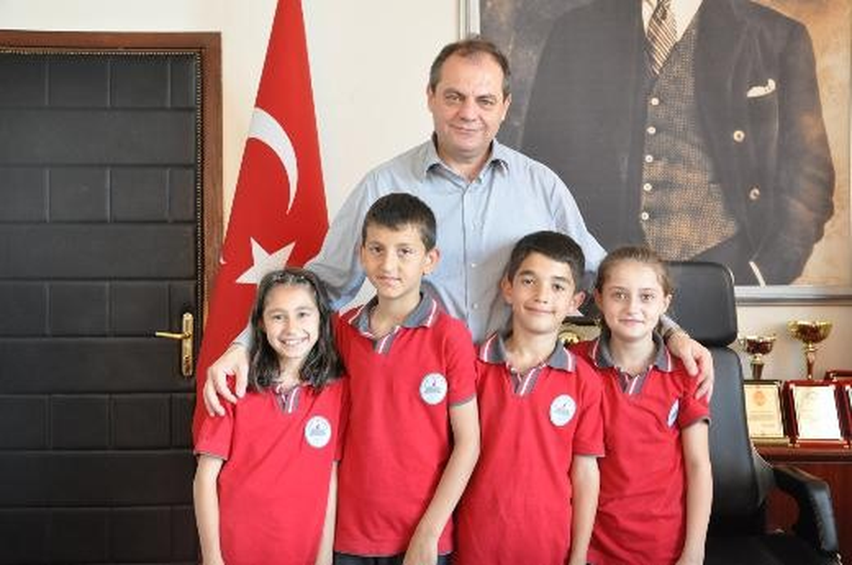 Küçük Gazeteciler Başkanı Terletti