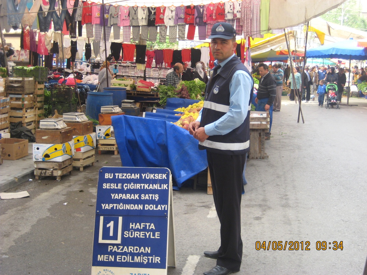 Pazarlarda Yüksek Sesli Satışa İzin Yok