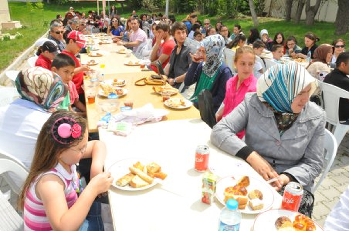 Sazlı Sözlü Kahvaltı
