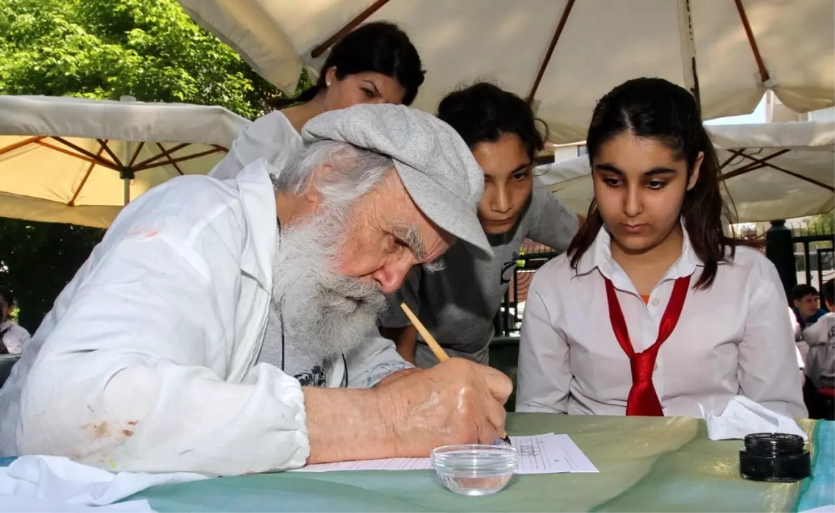 Türkiye'nin İlk Güzel Yazı Bayramı Konak'ta