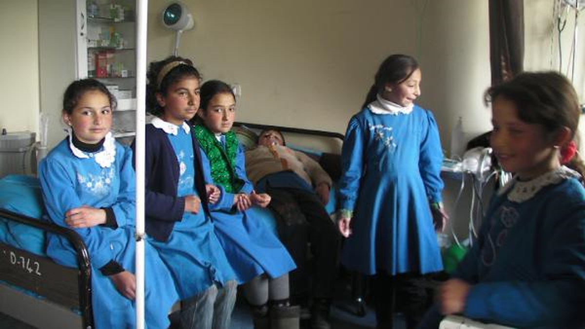 Ardahan'da 20 Öğrenci Sütten Rahatsızlandı