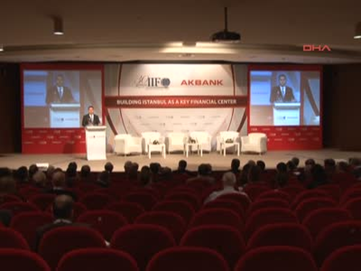 Babacan Gazetecilerin Sorularını Yanıtladı