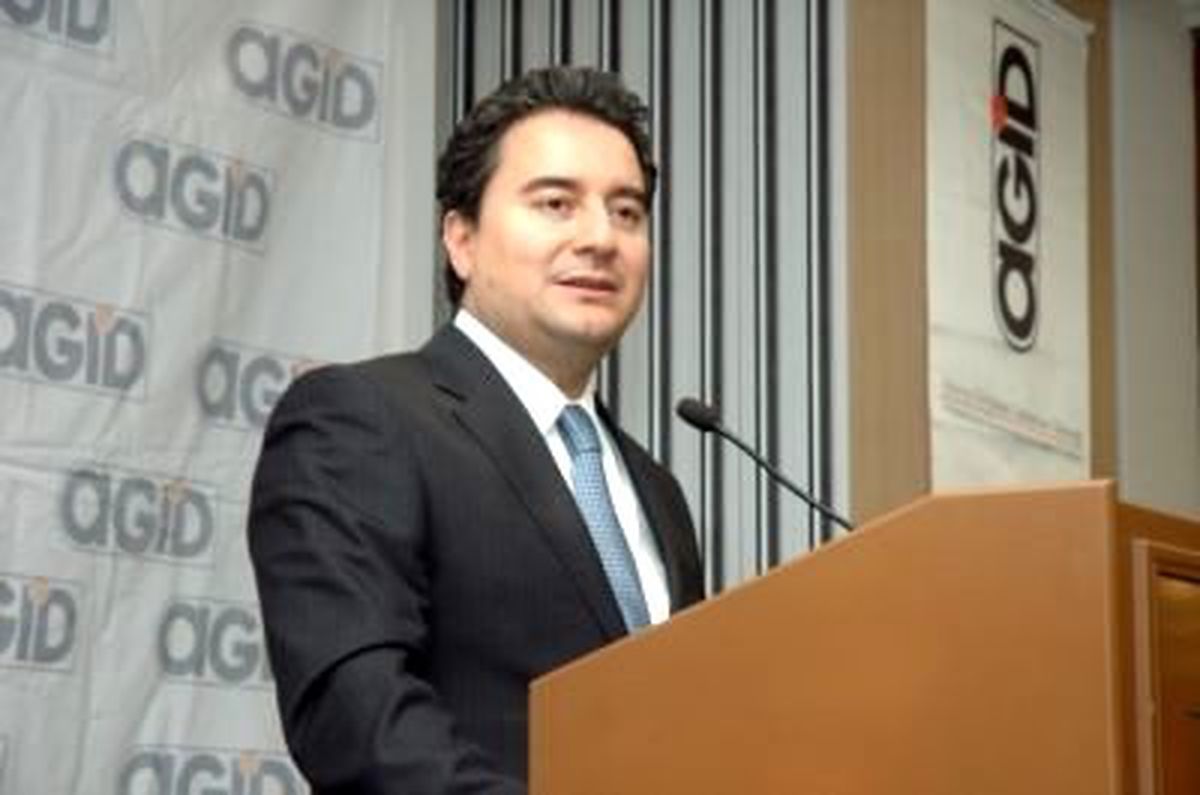 Başbakan Yardımcısı Ali Babacan, "2012 Yılında Eskiye Kıyasla Yüzde 4\'lük Bir Büyüme Var."