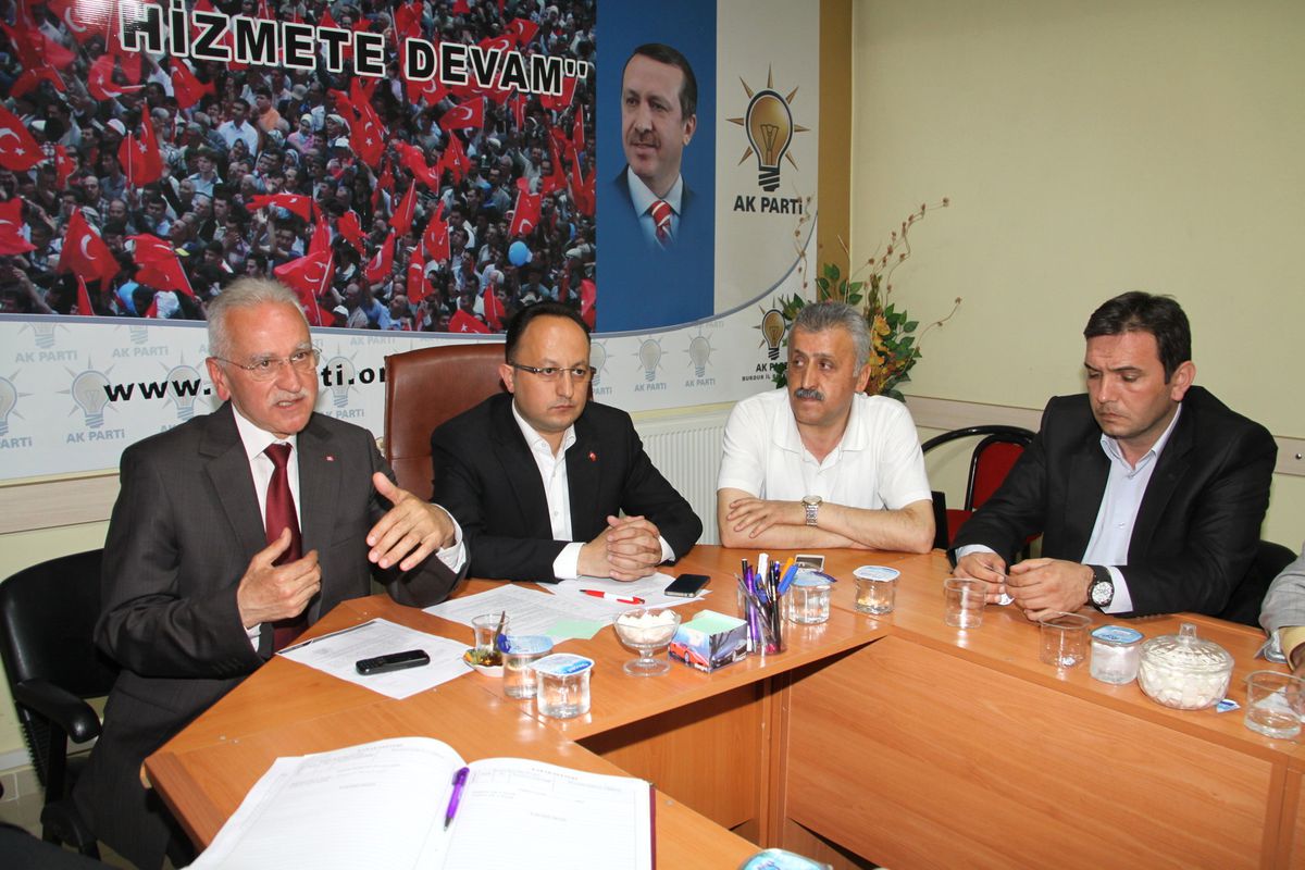 Başkan Akkaya Ak Parti İl Yönetim Kurulu Toplantısına Katıldı