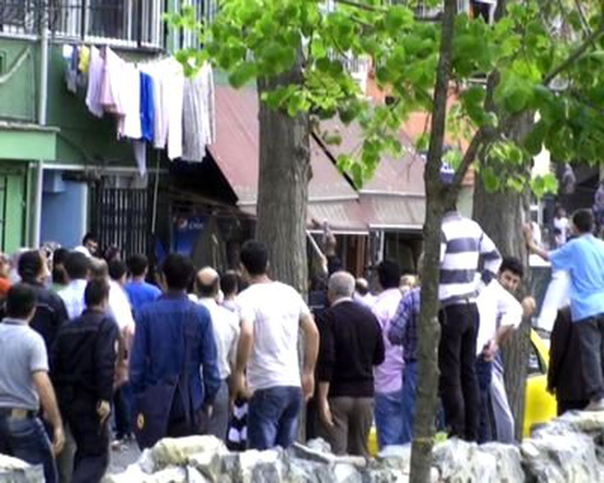 Beyoğlu\'nda Kız Kaçırma Kavgası