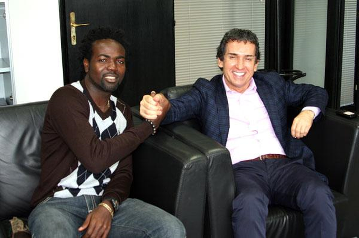 Bursasporlu Tagoe Partizan\'ı Ziyaret Etti
