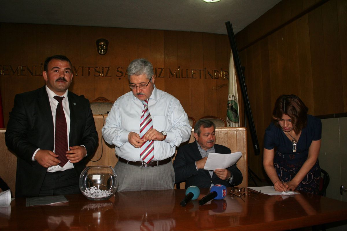 Çaycuma\'da Geçici İşçi Alımı İçin Kura Çekimi Yapıldı