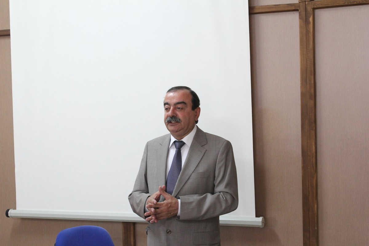 Ege Ajans'ta Stajyerler Ustalarla Buluşuyor