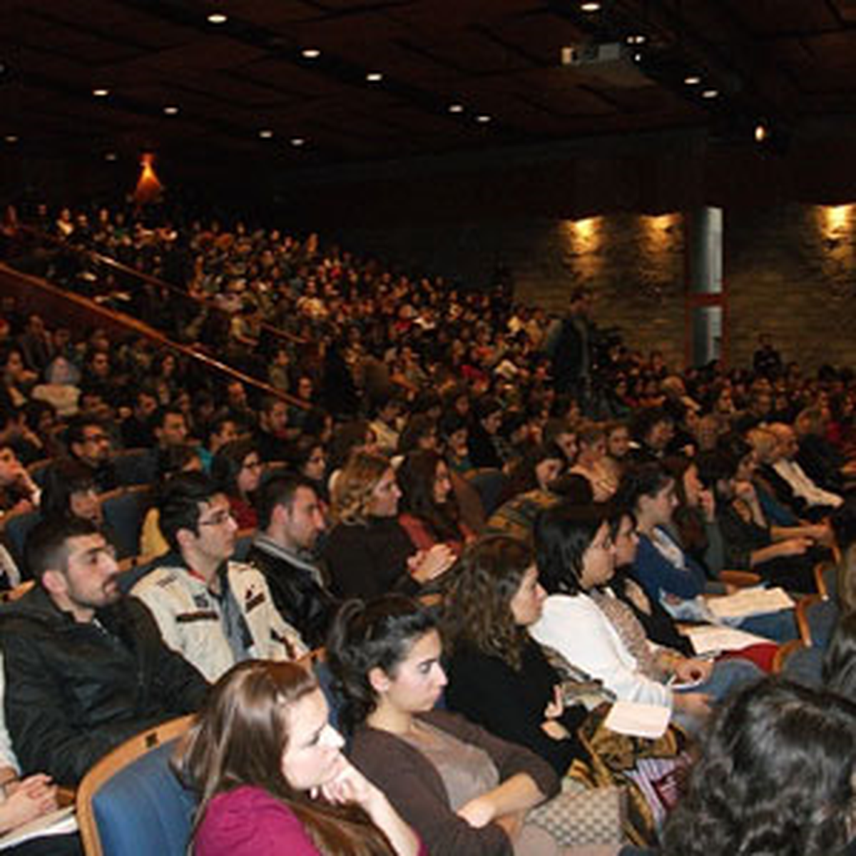 "Evrim Sempozyumu" Tartışması