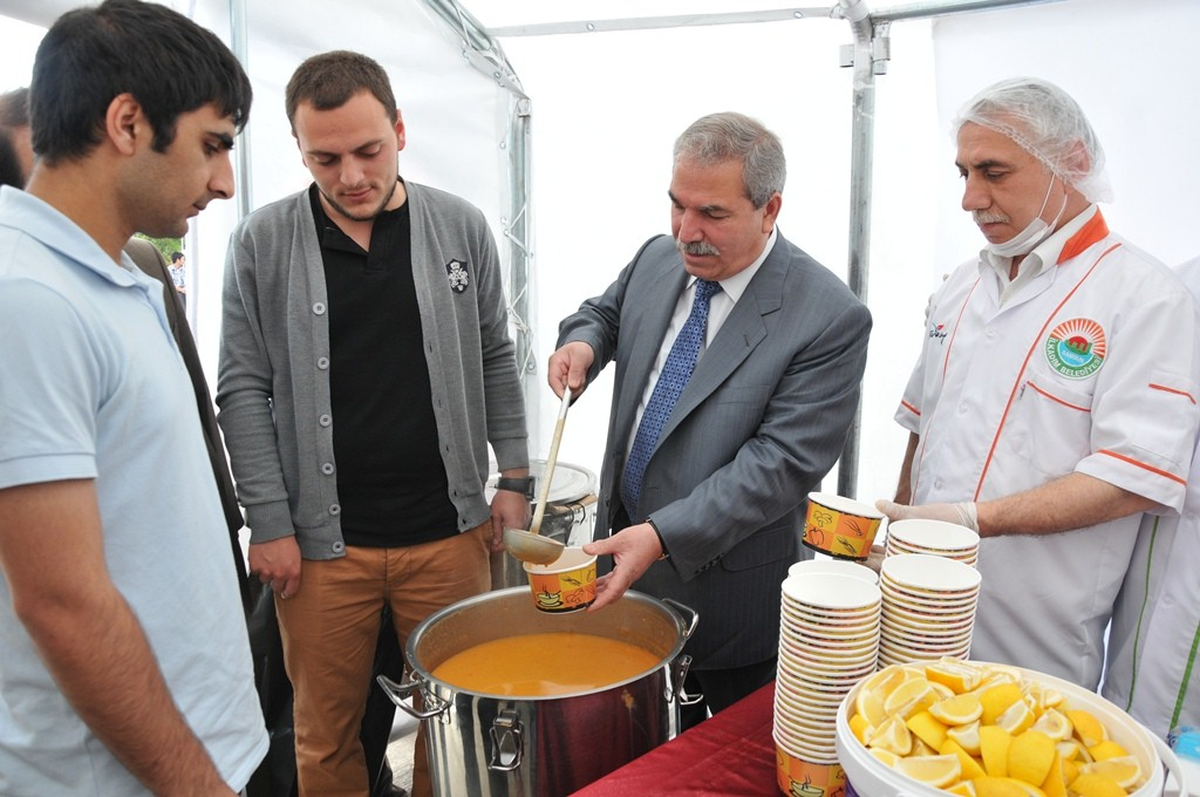 İlkadım'dan Omü'ye Çorba Ekmek Standı