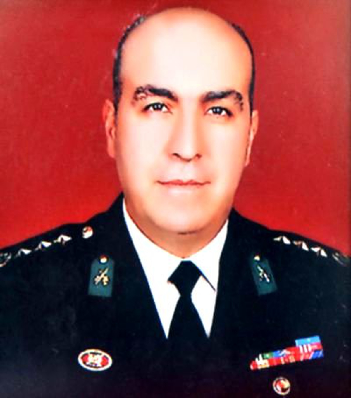 İntihar Eden Albay Askeri Törenle Toprağa Verildi