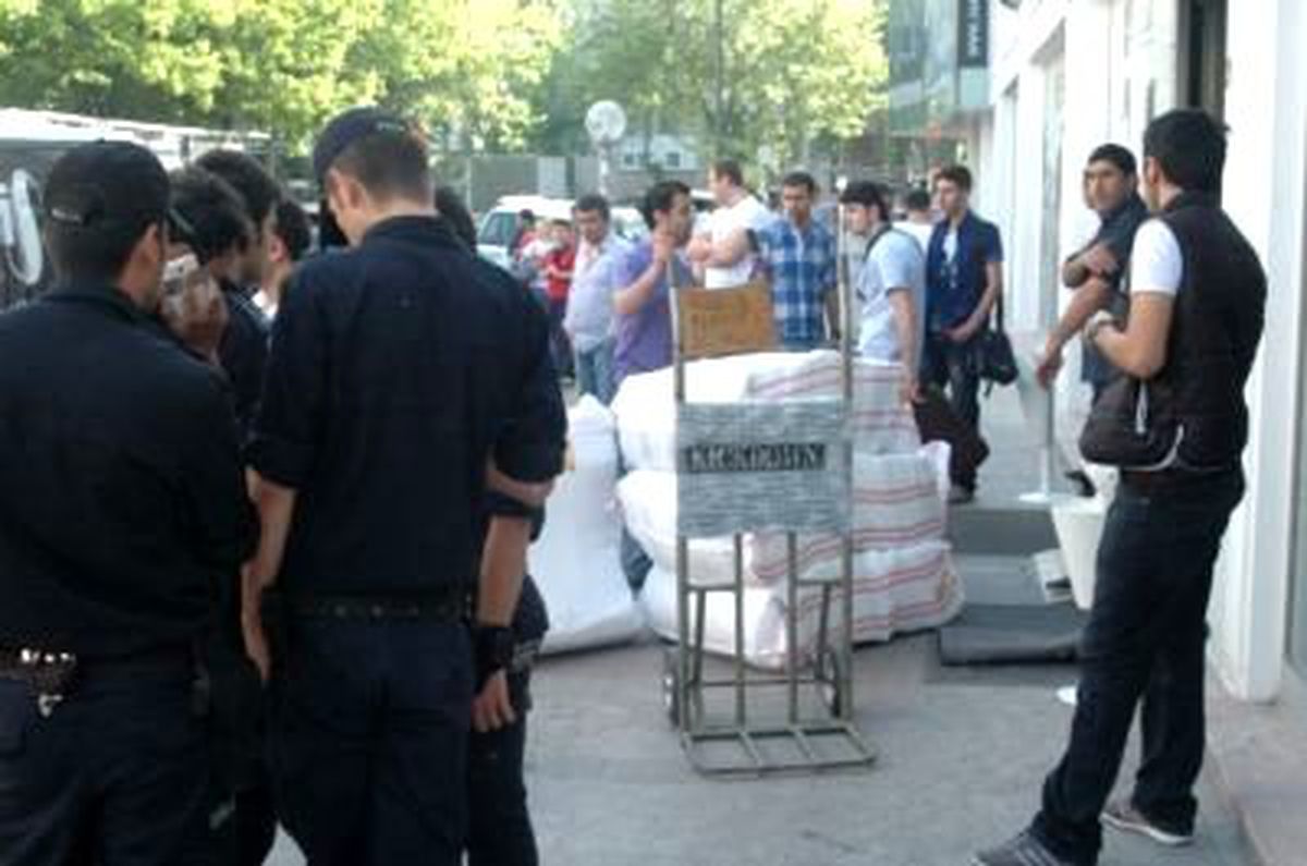 İstanbul\'da Sahtecilik Operasyonu