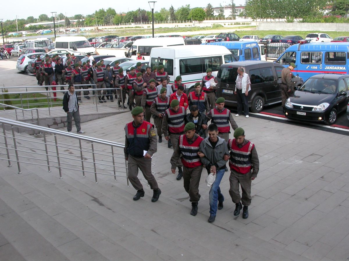 Jandarmadan Sokak Satıcılarına Baskın