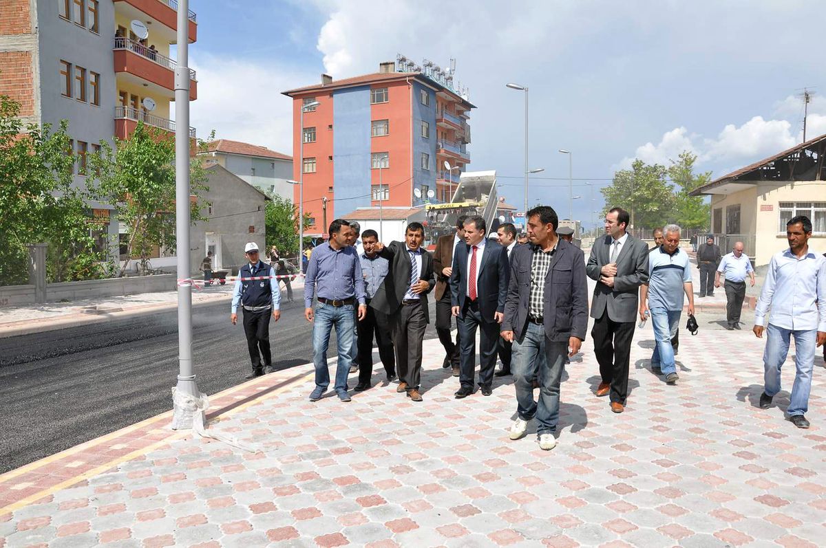 Malatya Belediye Başkanı Çakır\'dan Mahalle Gezisi